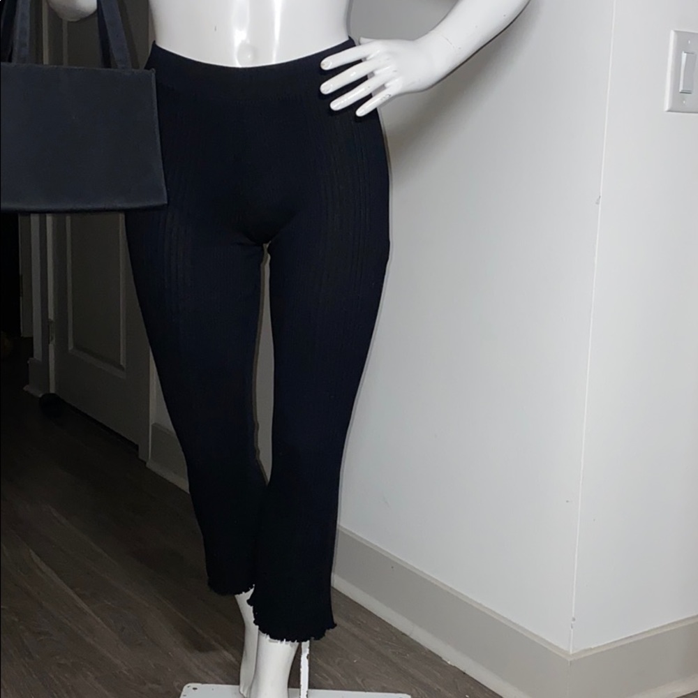 Zara Black Capri Pants